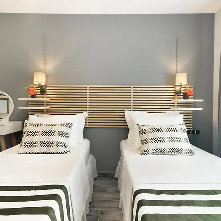 Lui Alaçatı Hotel *