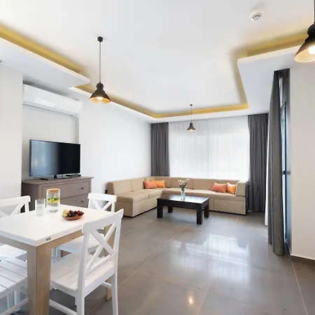 Lui Alacati فندق